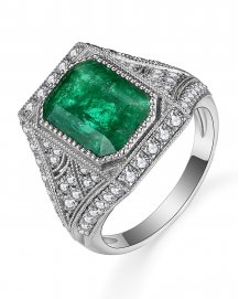 EMERALD CUT DIAMOND RING (TR5187)